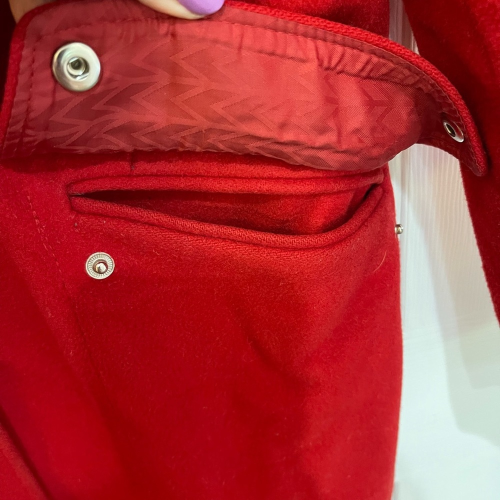 MICHAEL KORS RED WOOL COAT! Zipper & Snap Close Front & Low Pockets. Zip top pkt - Picture 4 of 12
